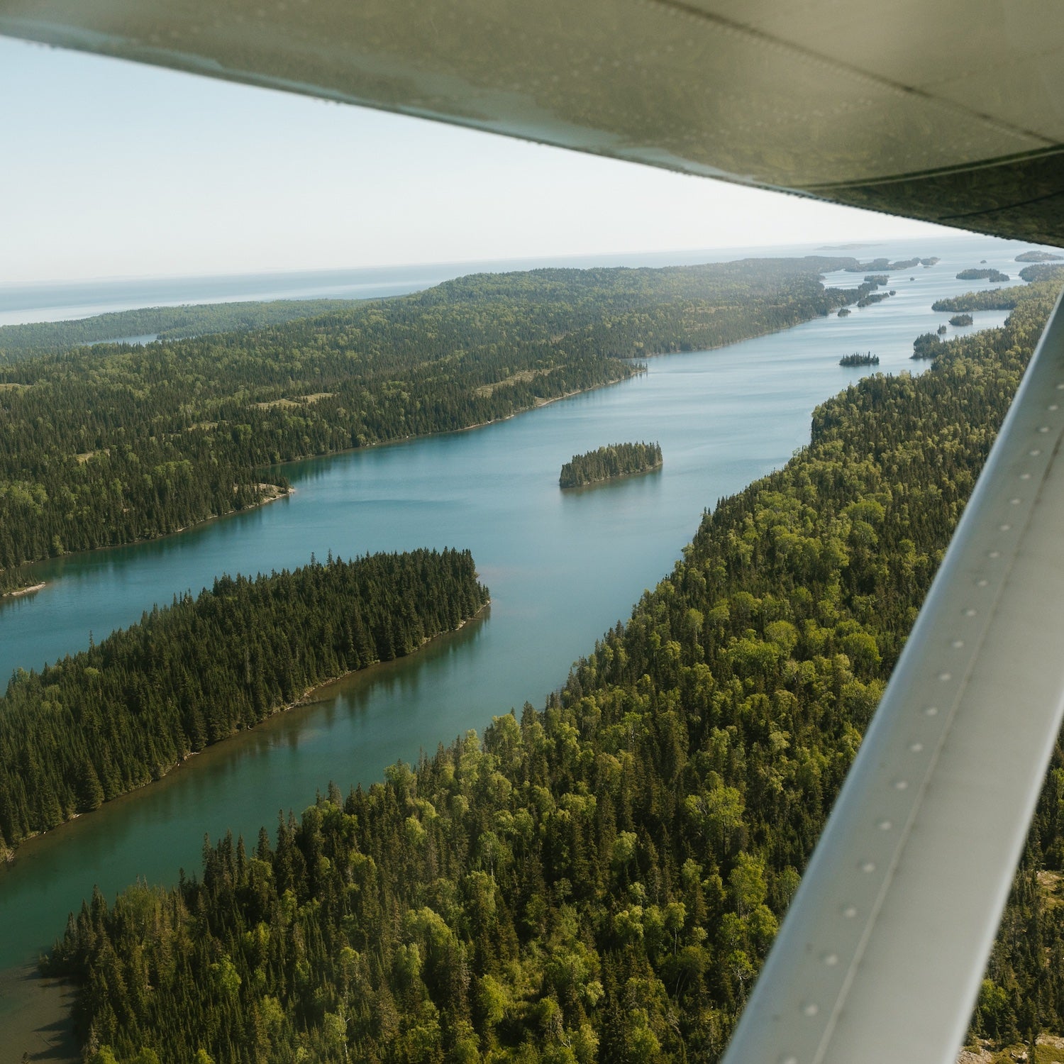 plane view to islands and blue water