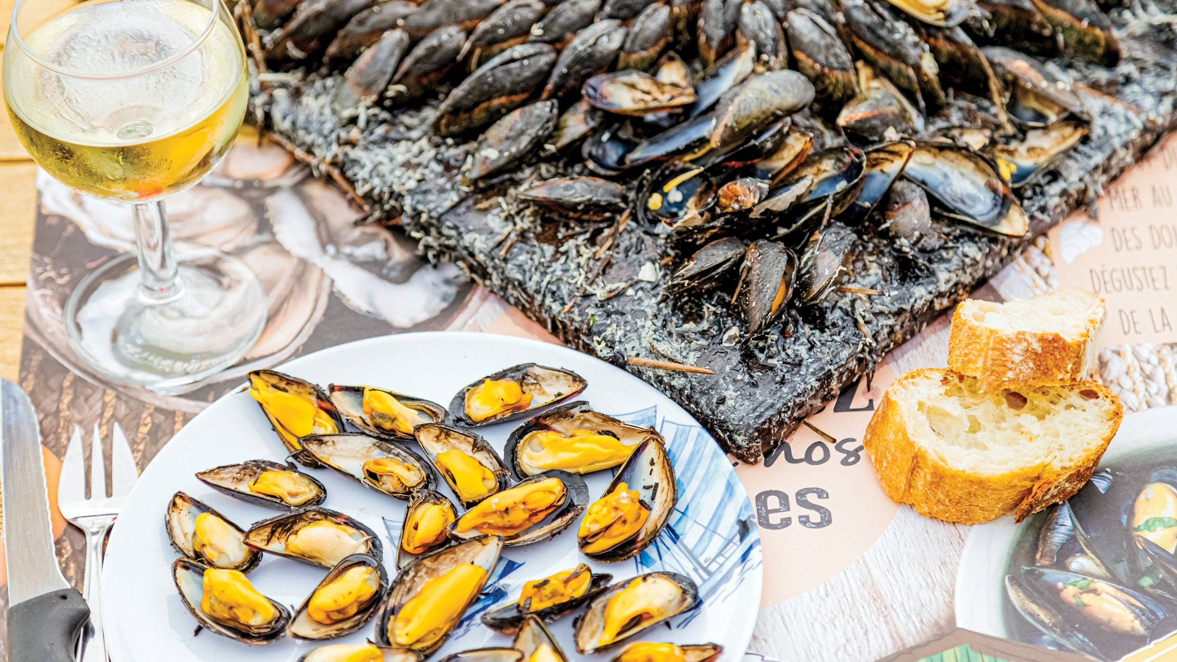 cooked eclaude de moules mussels on a plate