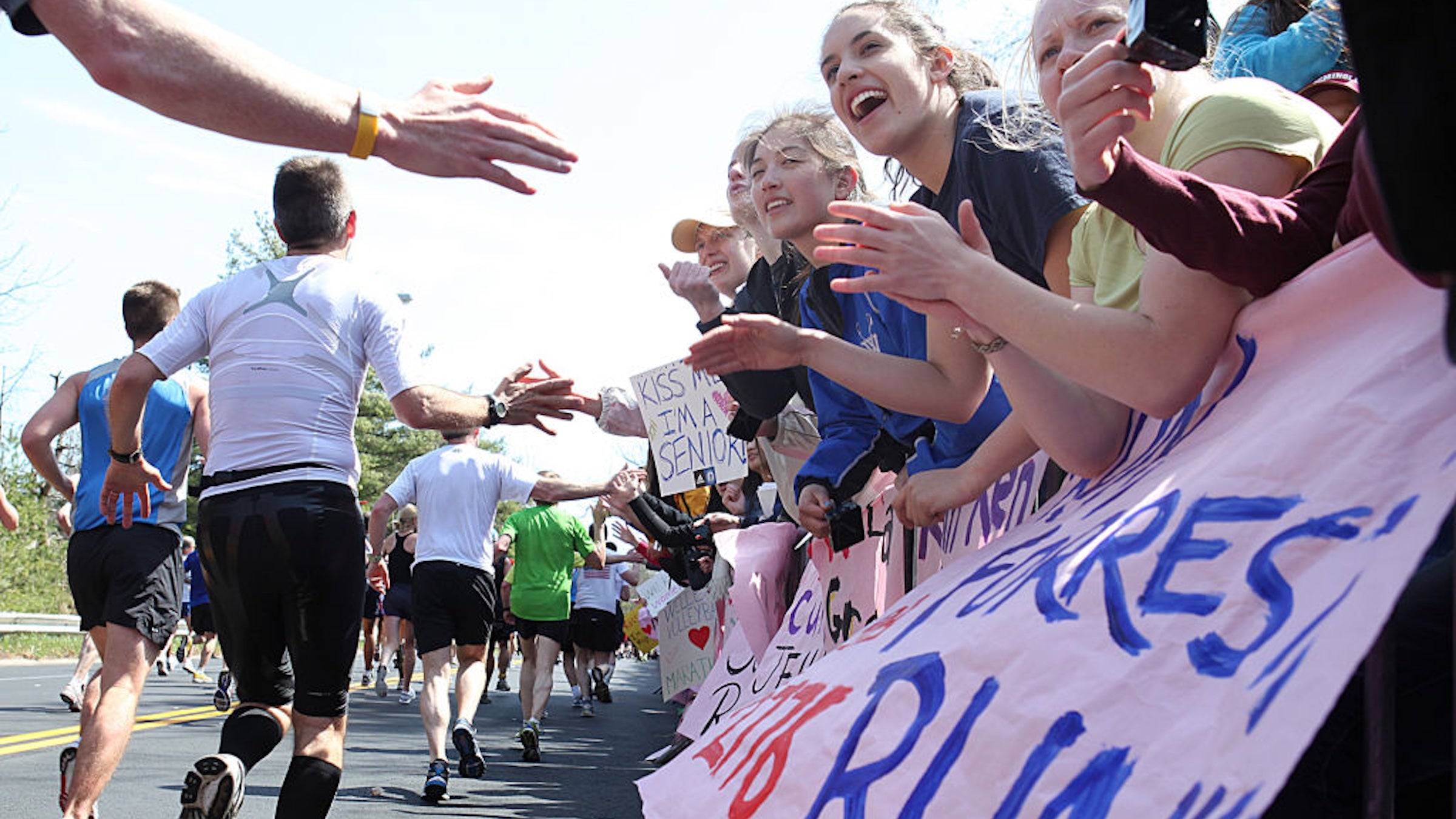 Marathon Cheering Tips Backed by Science