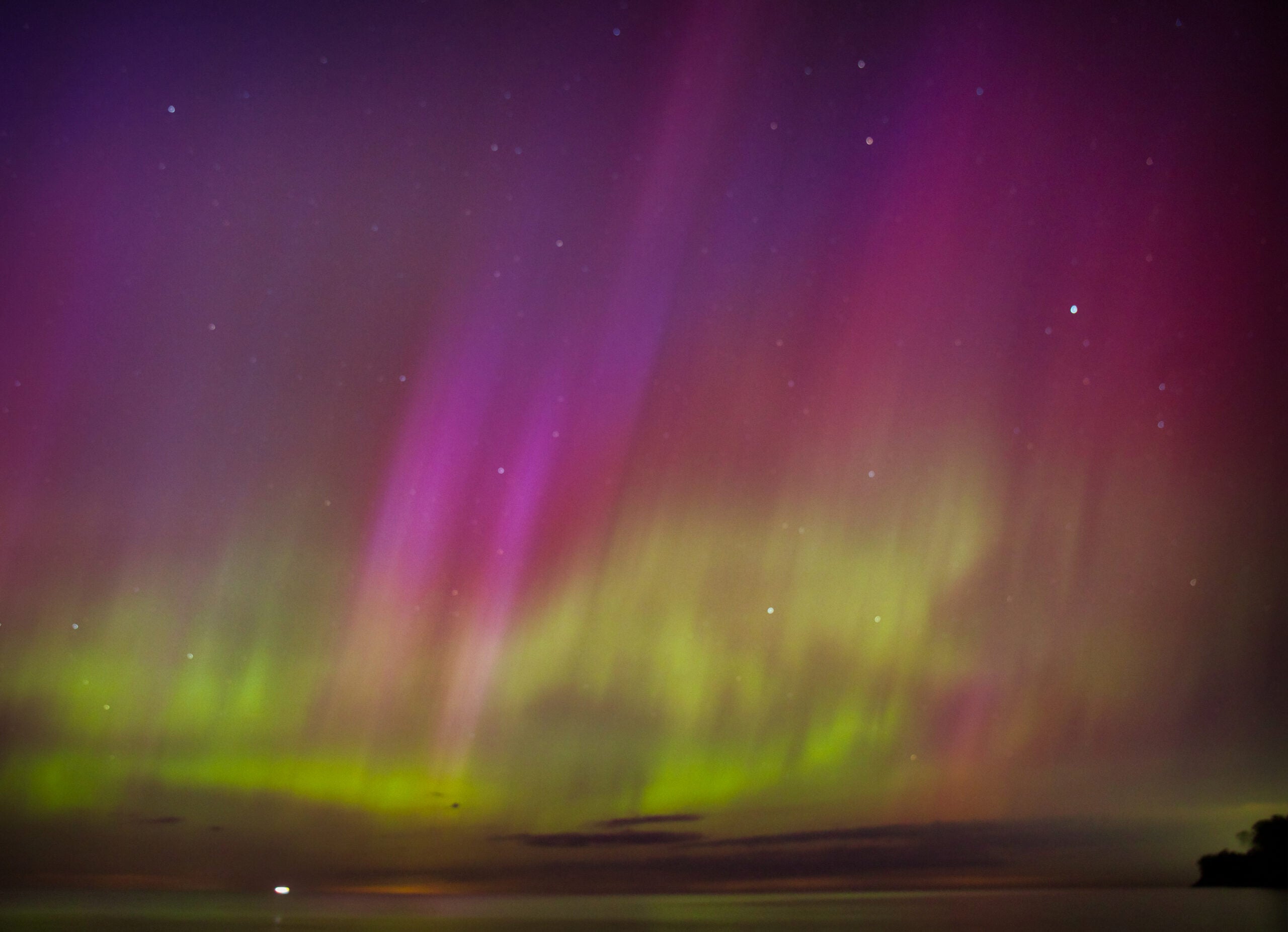 Aurora Borealis over Lake Erie during a solar storm