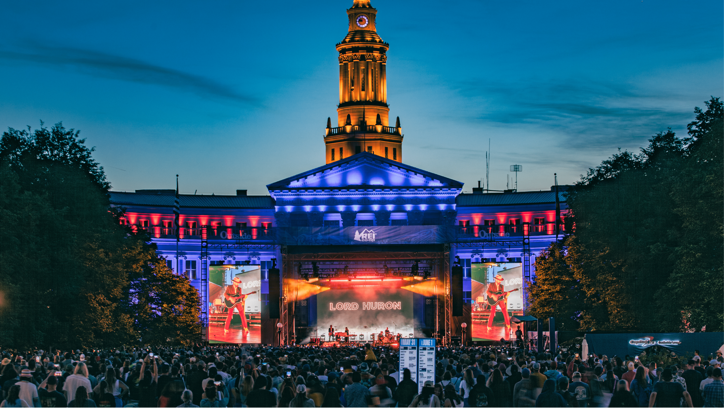 How to Celebrate Outside Days Like a VIP