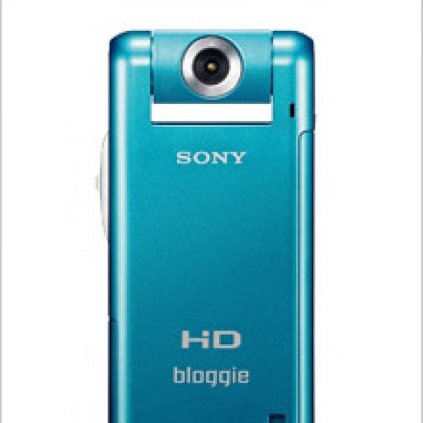 Sony Bloggie MHS-PM5 - Video Cameras: Reviews