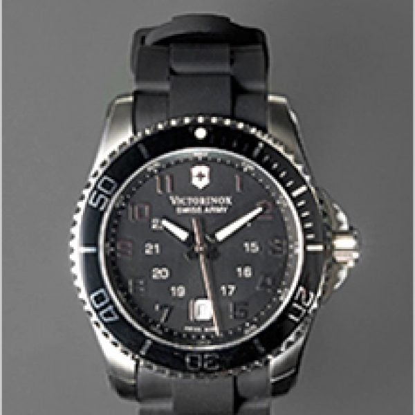 Victorinox Swiss Army Maverick GS: Sport watches Review