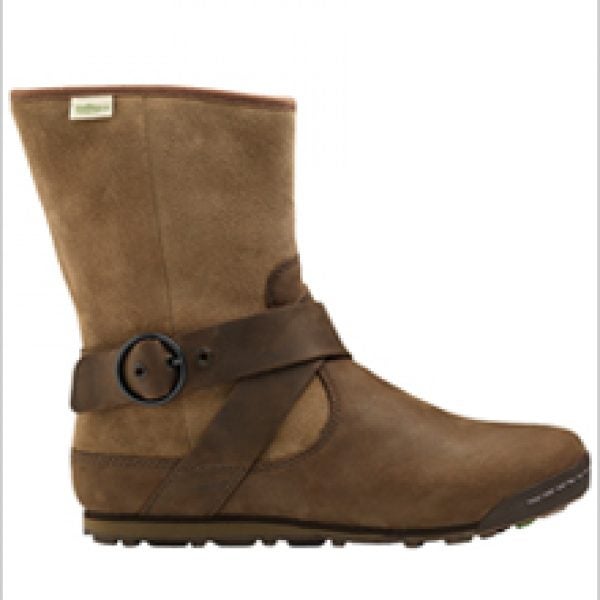 Simple Brrogue: Footwear Review