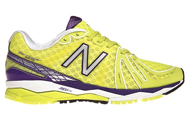 890v2 running shoes
