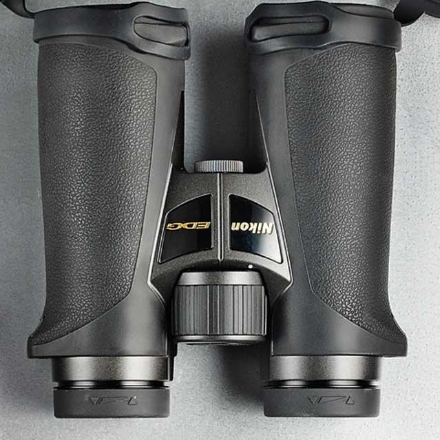 Nikon EDG8X32