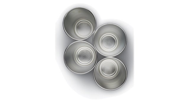 Nau and Kleen Kanteen outside holiday gift guide