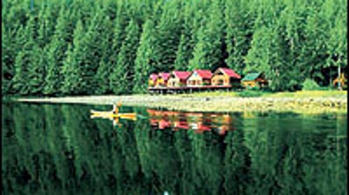 british columbia adventure lodges