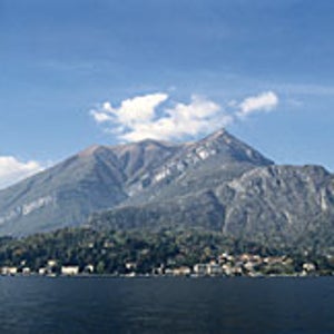 Seafaring sightseeing: the alpine view from Lake Como