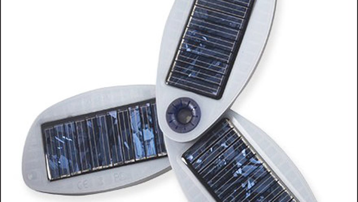 Travel Solio Magnesium Edition Solar Charger Outside Online