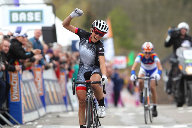 Evelyn Stevens wins Fleche Wallone