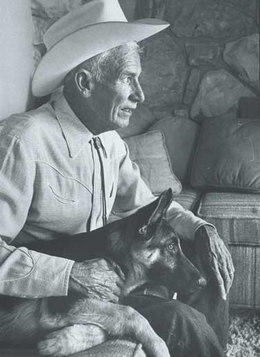 Rin Tin Tin and owner Lee Duncan
