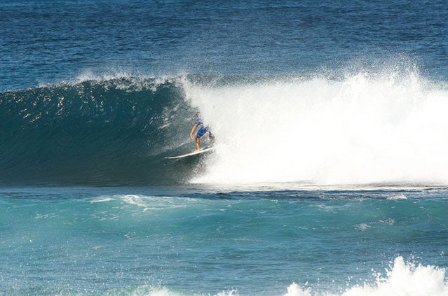 pipeline Banzai Beach surfing dangerous