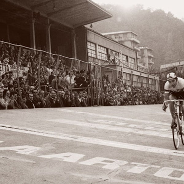 Merckx at the Tour of Lombardy, 1971.