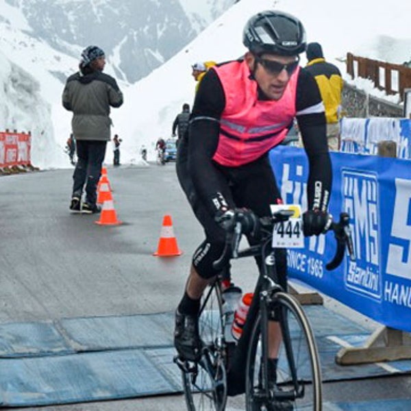 Aaron Gulley riding to 30th place on the day.