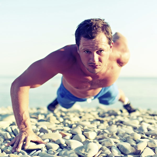 OutsideOnline pushup perfect timeless fitness laws 10 pushups conventional wisdom grandfather approve health supports test time fundamentals principles quality movement good food high-intensity common sense