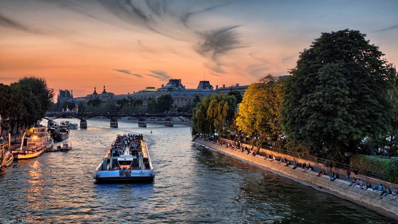 2013 Paris Places dmc lumix lx7 panasonic pont nouf seine paris seine paris running running running routes france outside online outside magazine travel the go list exercise europe