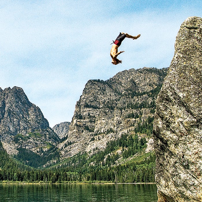 See the country's most iconic wildlife and mountains at five stunning national parks along this 600-mile route.
See the Trip Plan