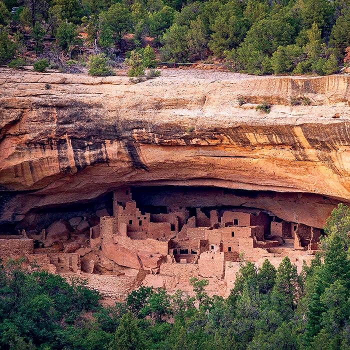 Bomb down epic singletrack, play in Class IV whitewater, and take in Colorado's famous 14,000-foot vistas on this 500-mile multisport tour of a lifetime.
See the Trip Plan