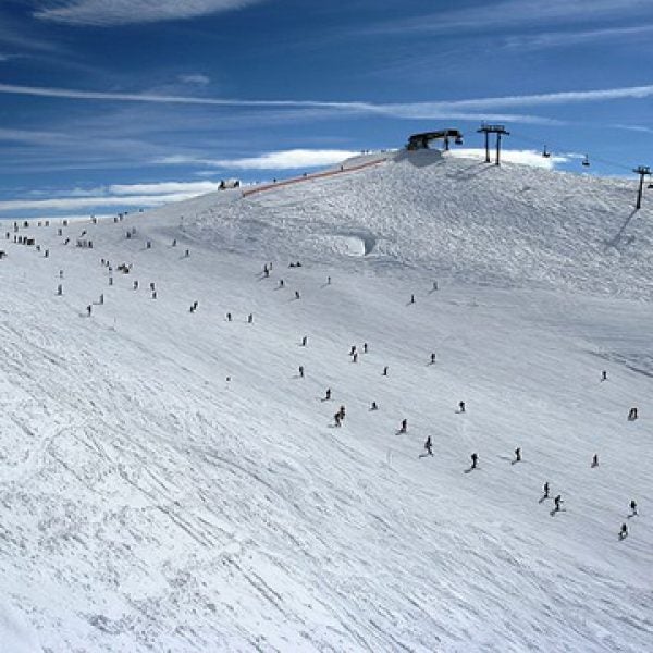 Ski slope in Rastkogel ski resort.