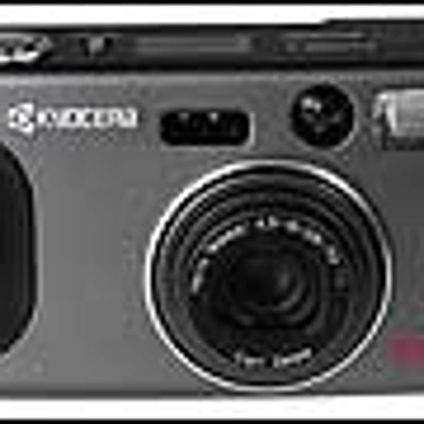Yashica T4