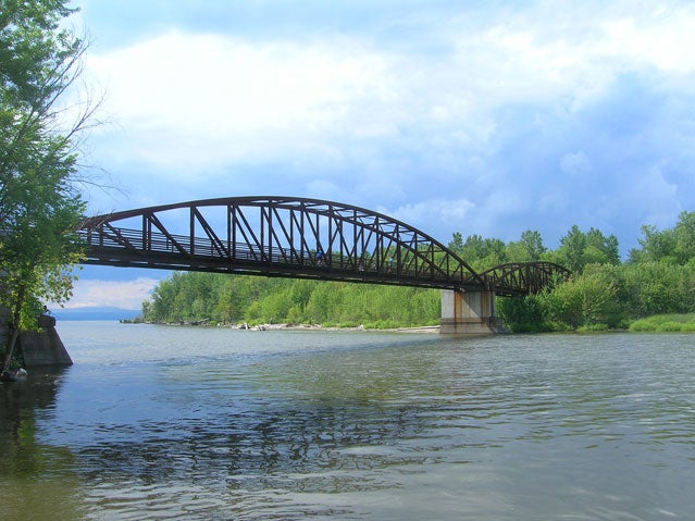 Burlington's Winooski River bik