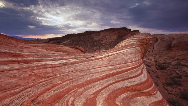 OutsideOnline fear loathing Las Vegas Valley of Fire hike
