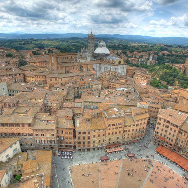 A view of the Italian town Siena, a less crowded alternative to Florence.