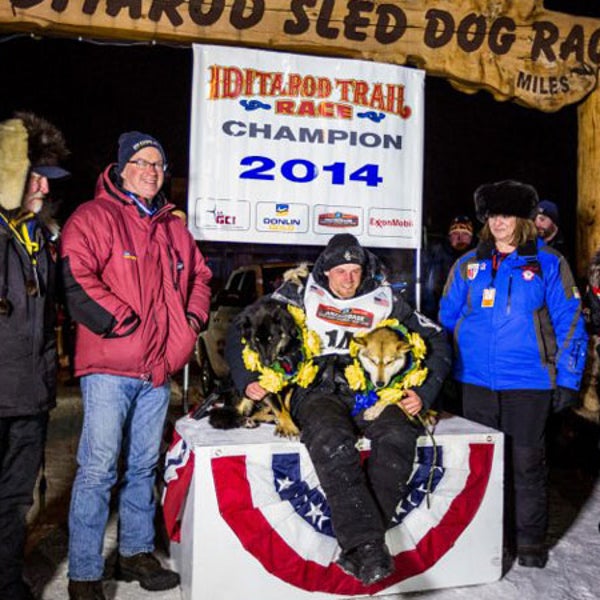 OutsideOnline Iditarod Seavey Dogs