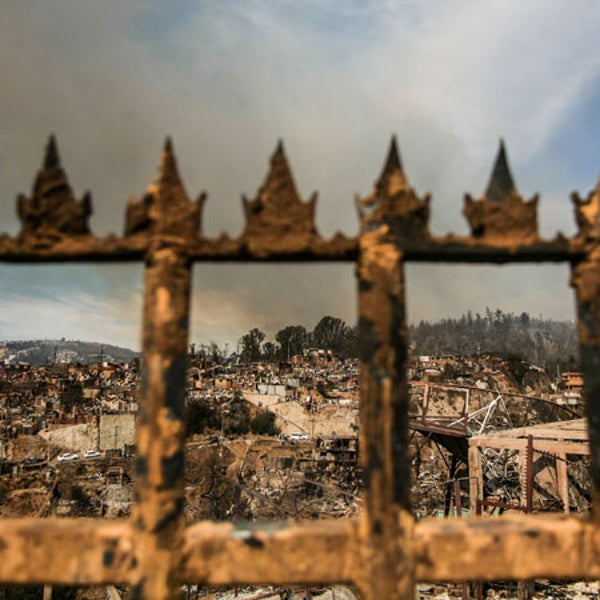 Valparaiso;Fire;People;Dead;Killed;OutsideOnline