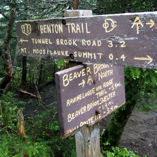 Sign Benton Trail Hiking Mt. Moosilauke