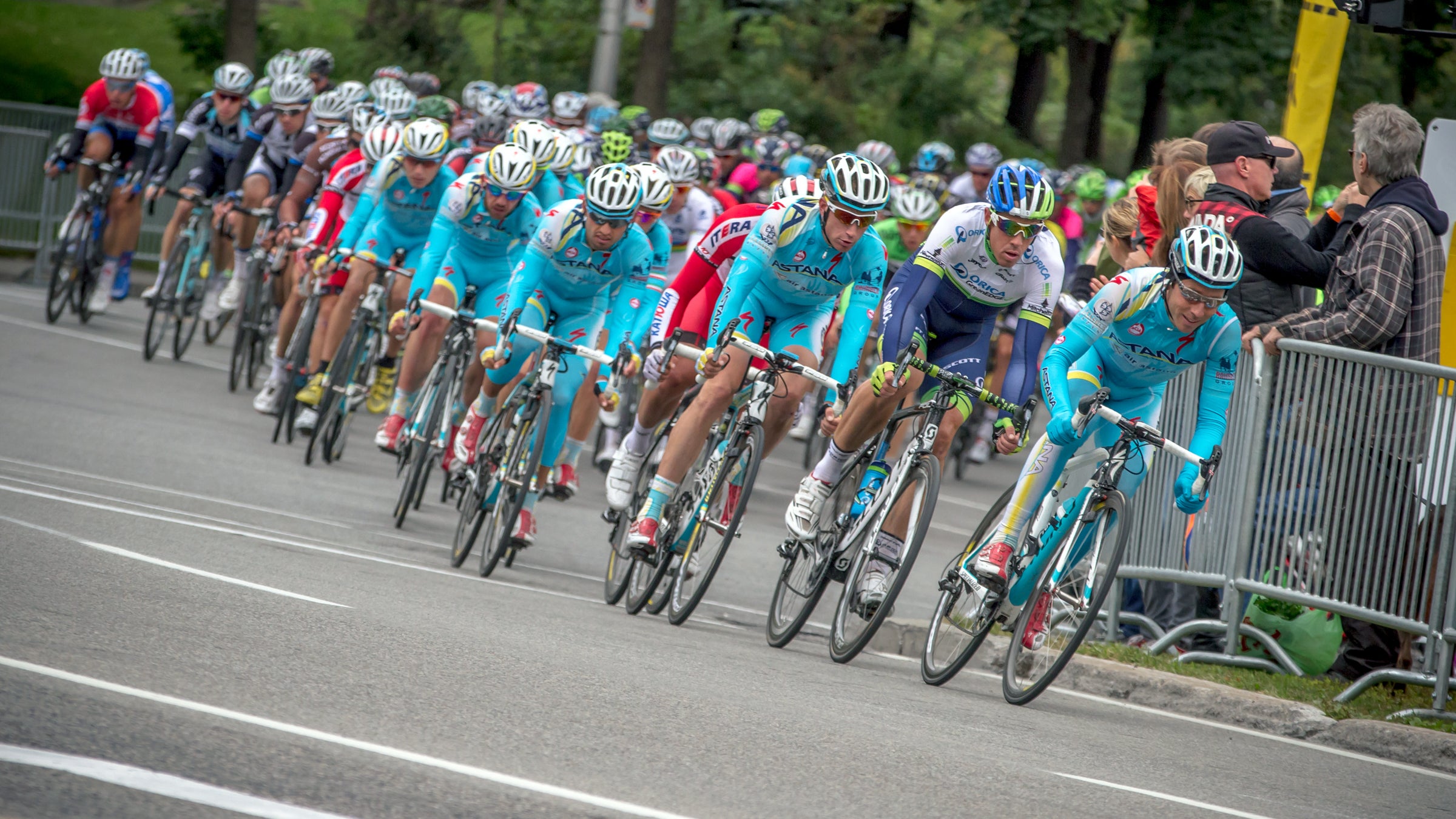 UCI Will Allow Team Astana to Ride in 2015 Outside Online