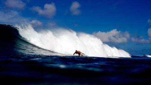 Morgan Maassen Stephanie GIlmore Outside Photography Surfing Surfer Girls