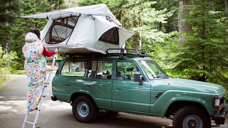 tent poler rooftop tent gear outside