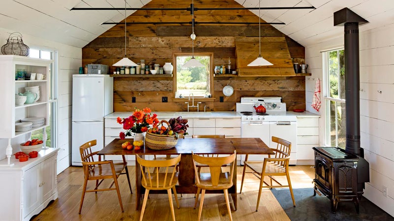 lincoln barbour jessica helgerson katie arnold raising rippers outside outside magazine outside online the current tiny home tiny house sustainable living off the grid odom
