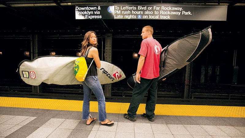 outside magazine outside online new york chicago seattle los angeles boston san francisco denver washington d.c. things to do city without limits urban adventure urban living exercise fitness surfing sailing running volleyball kickball subway urban life concrete jungle