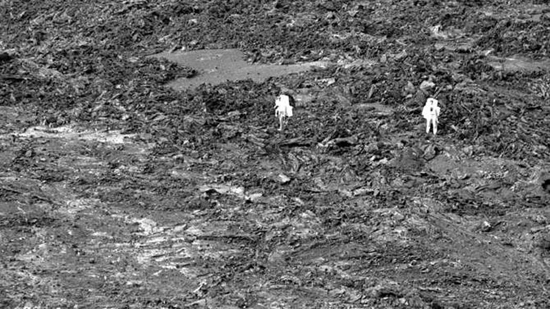 OutsideOnline Apollo moon Pacific International Space Cen Executive Director Rob Kelso vi Big Island Hawaii lunar landscape train training photos surface unpublished released astronauts packs 1970 soil geological Apollo 15